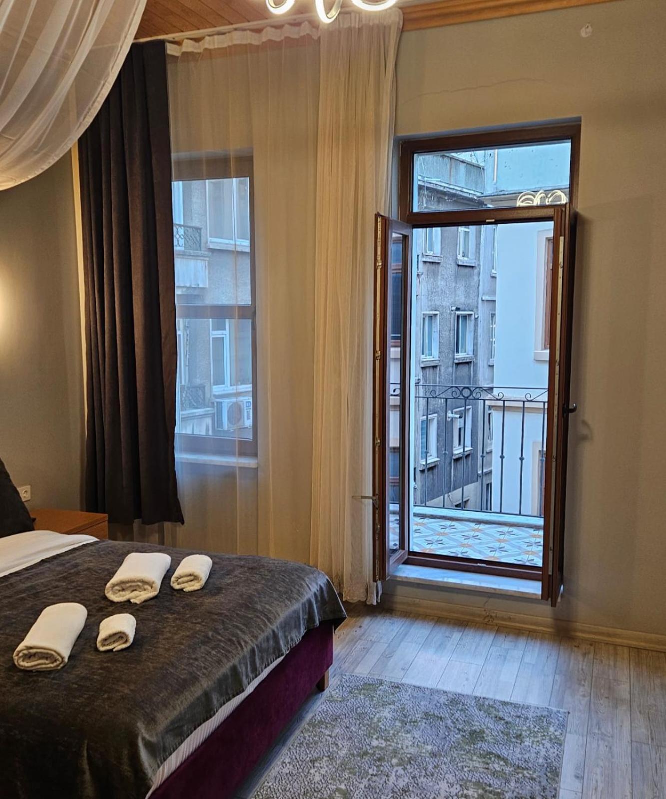 Taxim 34 Hotel Istanbul Exterior photo