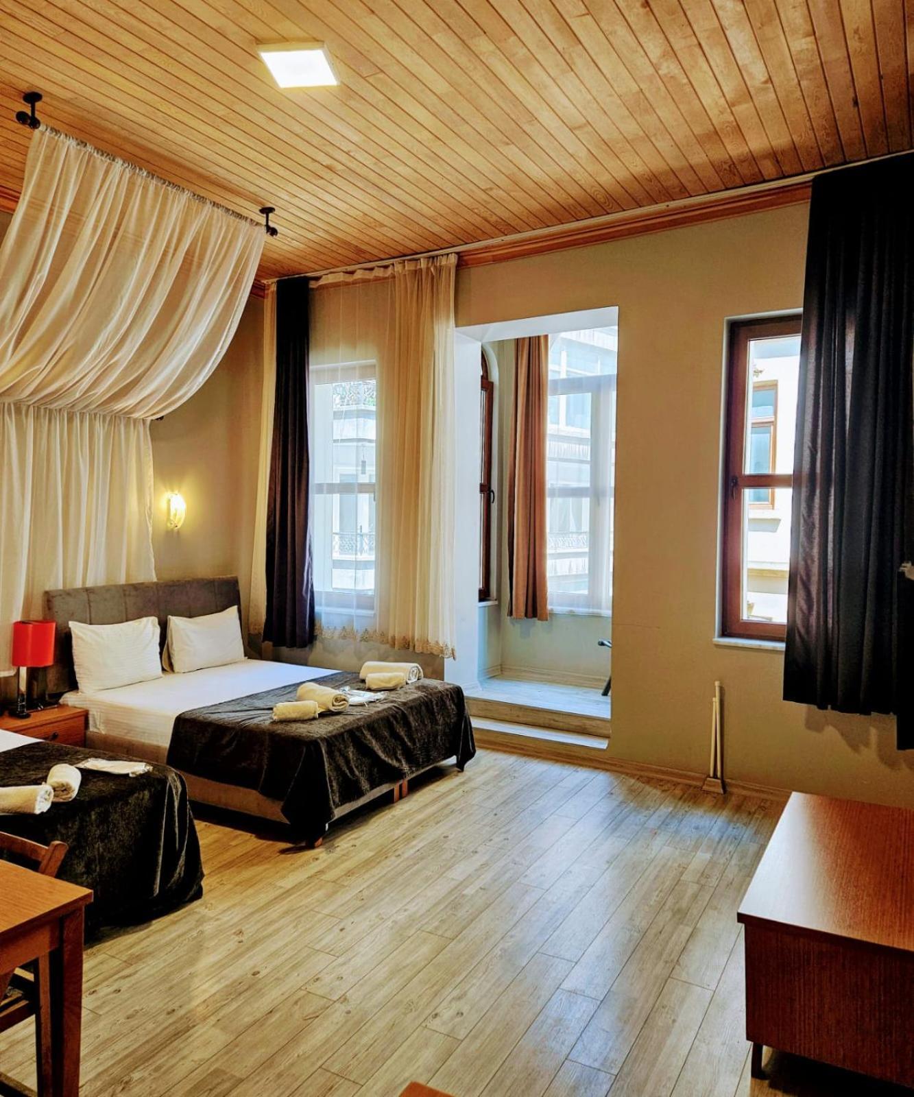 Taxim 34 Hotel Istanbul Exterior photo